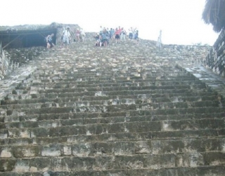 escaleras de las piramides